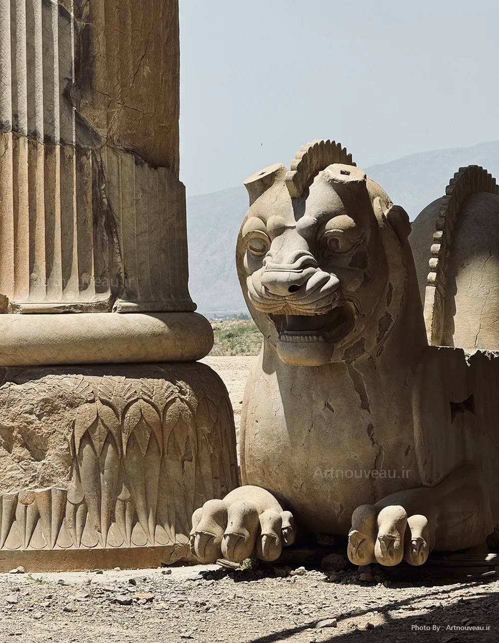 ستون در معماری پارسی